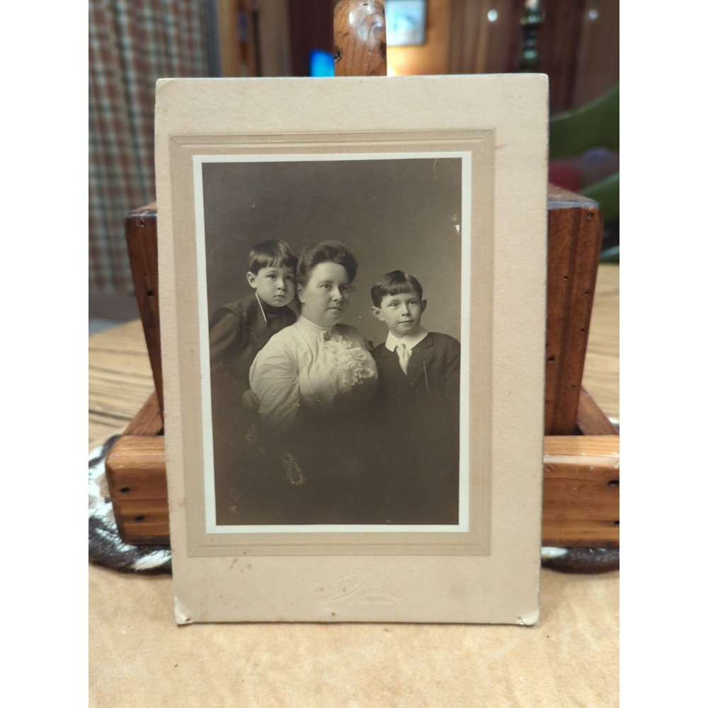 Rare Antique Cabinet Card Photo Group Victorian Portrait Mother & Children